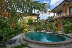  Villa Chandra  Kuta